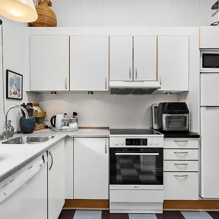 Hébergement de vacances 4 Bedroom Beautiful In Nordenbro Vesteregn